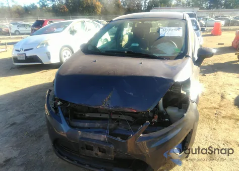 2013 Ford Fiesta S z USA, uszkodzony, nr VIN 3FADP4AJ5DM174909